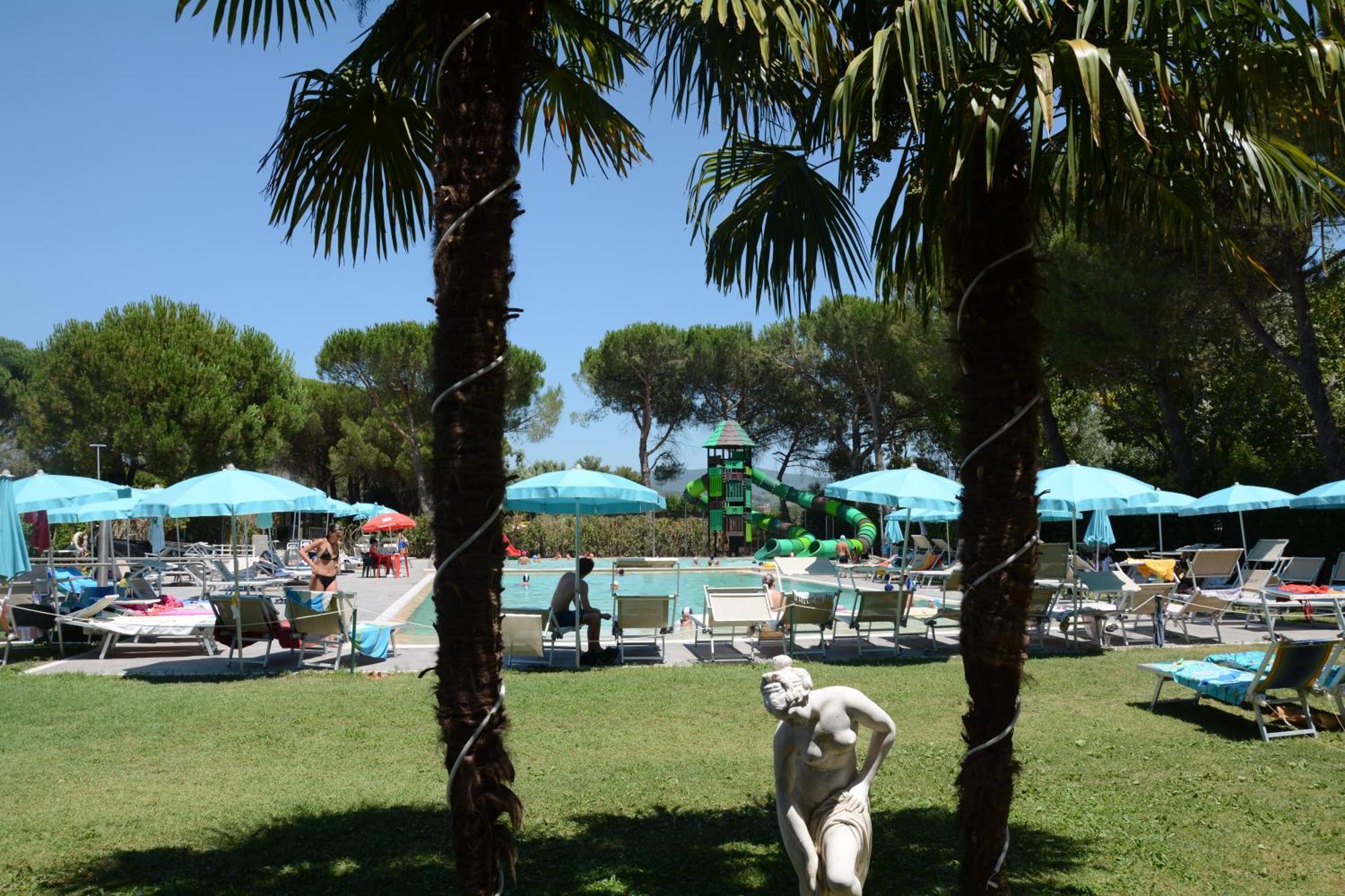 Camping Badiaccia Village Castiglione del Lago Dış mekan fotoğraf